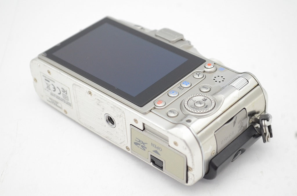 OLYMPUS オリンパス PEN E-P3 ボディ ミラーレス一眼カメラ シルバー 元箱付 250511q