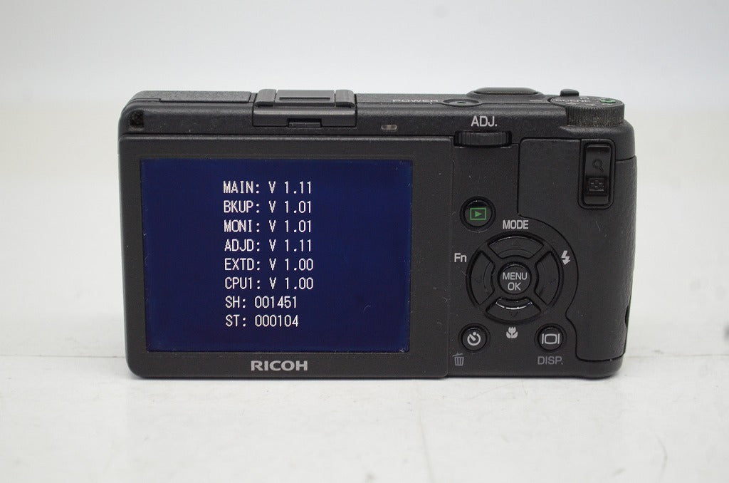 美品 RICOH リコー GR DIGITAL II 10.1 MP (1001万画素) コンパクトデジタルカメラ 別売GH-1 元箱付 251011a
