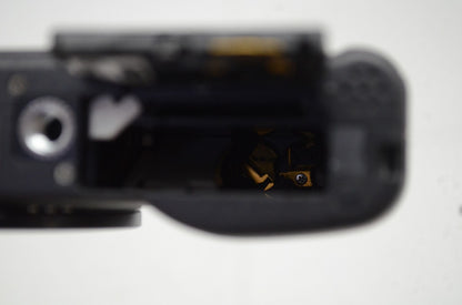 美品 RICOH リコー GR DIGITAL II 10.1 MP (1001万画素) コンパクトデジタルカメラ 別売GH-1 元箱付 251011a