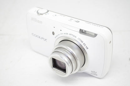 良品 Nikon ニコン COOLPIX S800c ホワイト コンパクトデジタルカメラ 元箱付 251010y