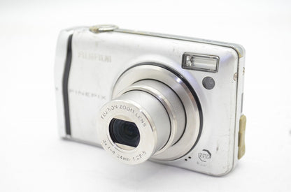 FUJIFILM フジフィルム FinePix F40fd コンパクトデジタルカメラ シルバー 250507p