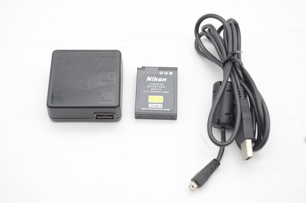 Nikon ニコン COOLPIX S640 コンパクトデジタルカメラ ディープブラック 250509n