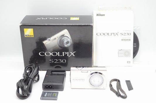 Nikon ニコン COOLPIX S230 コンパクトデジタルカメラ ソリッドシルバー 元箱付 250509p