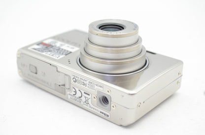 Nikon ニコン COOLPIX S510 コンパクトデジタルカメラ シルバー 250517ai