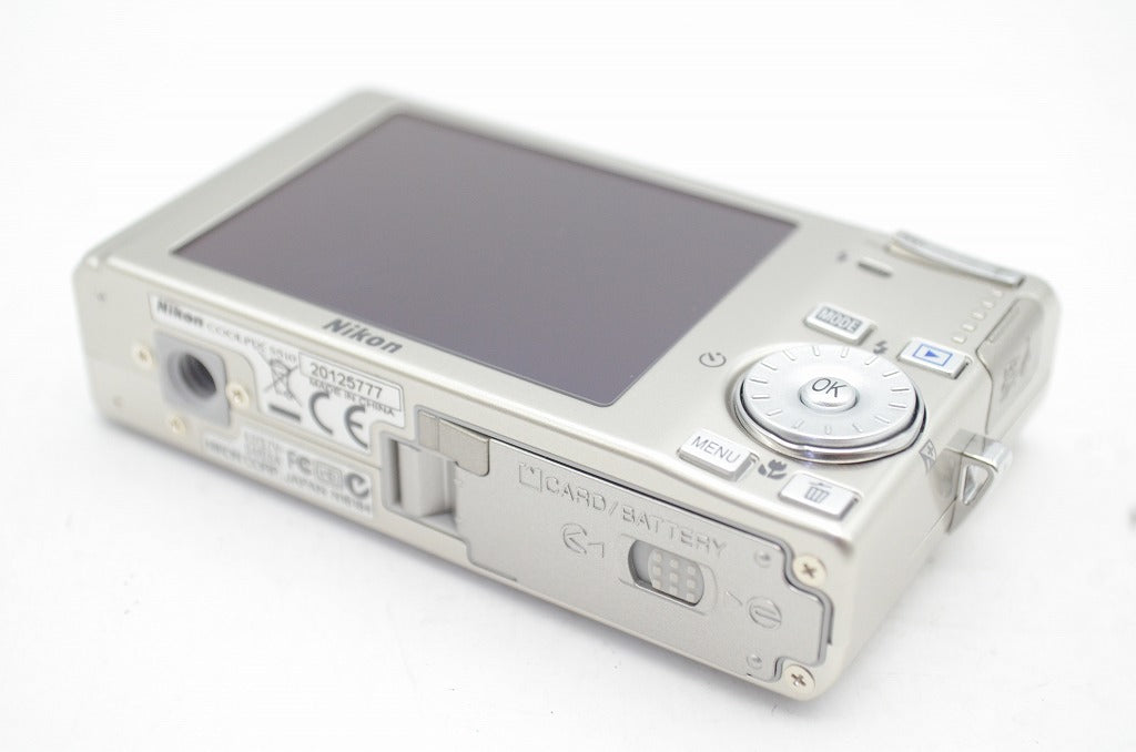 Nikon ニコン COOLPIX S510 コンパクトデジタルカメラ シルバー 250517ai