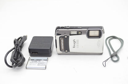 訳あり品 OLYMPUS オリンパス TG-820 Tough コンパクトデジタルカメラ シルバー 250517an