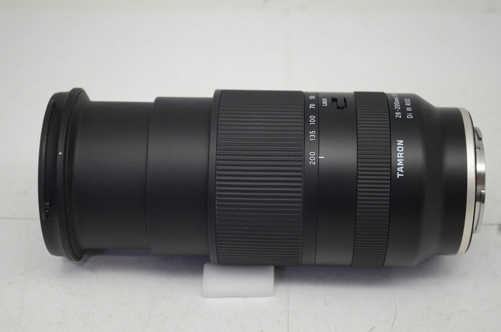 美品 TAMRON 28-200mm F2.8-5.6 Di III RXD A071 SONY Eマウント フルサイズ ズームレンズ フード付 251021r