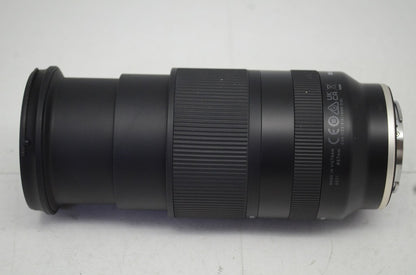 美品 TAMRON 28-200mm F2.8-5.6 Di III RXD A071 SONY Eマウント フルサイズ ズームレンズ フード付 251021r