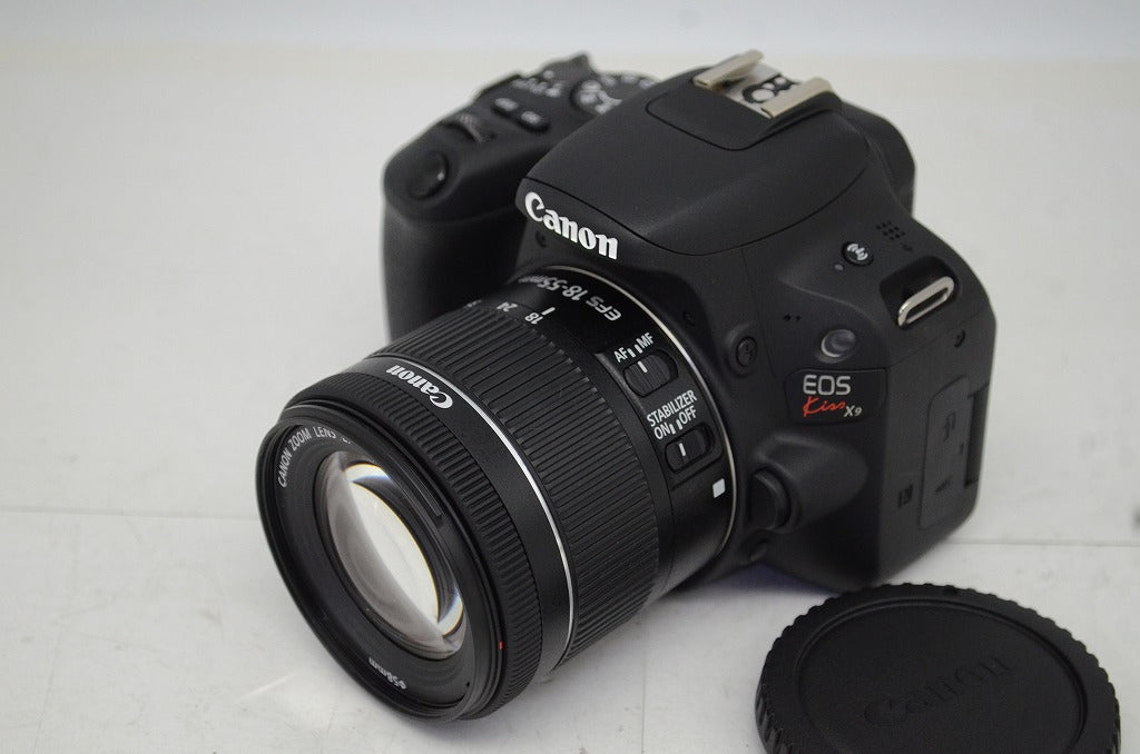 美品 Canon キヤノン EOS Kiss X9 ボディ + EF-S 18-55mm IS STM レンズキット デジタル一眼レフカメラ 251020ah