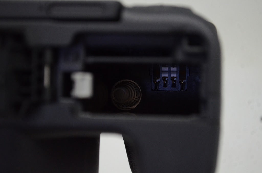 美品 Canon キヤノン EOS Kiss X9 ボディ + EF-S 18-55mm IS STM レンズキット デジタル一眼レフカメラ 251020ah