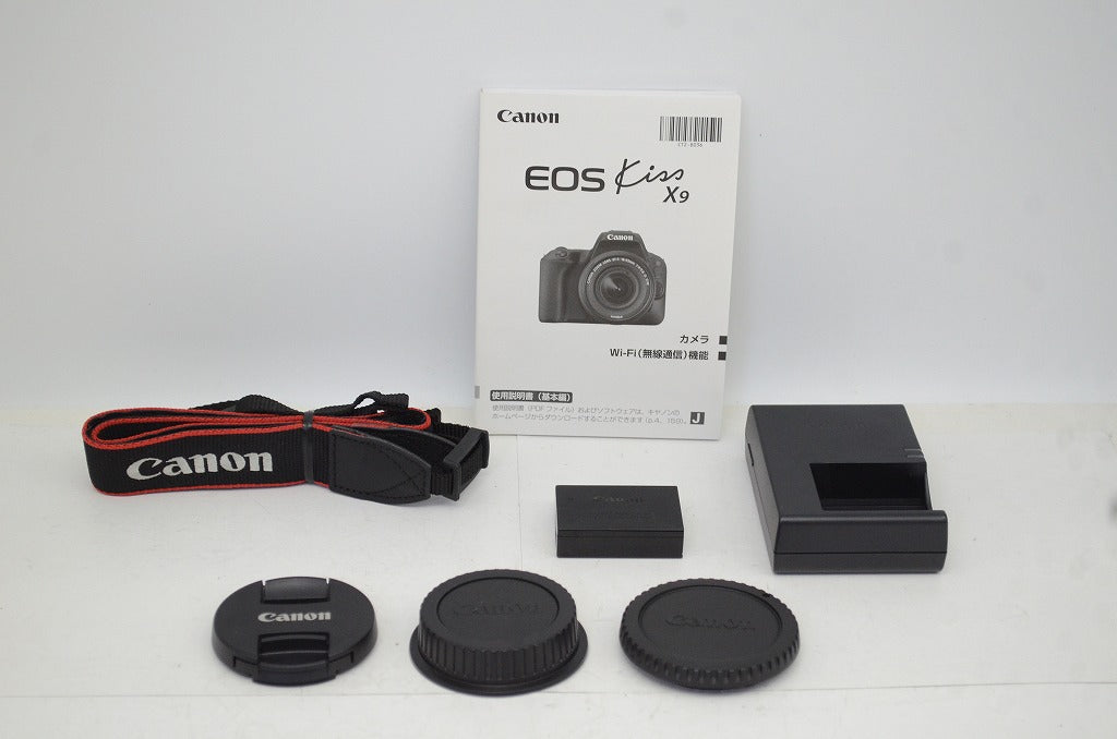 美品 Canon キヤノン EOS Kiss X9 ボディ + EF-S 18-55mm IS STM レンズキット デジタル一眼レフカメラ 251020ah