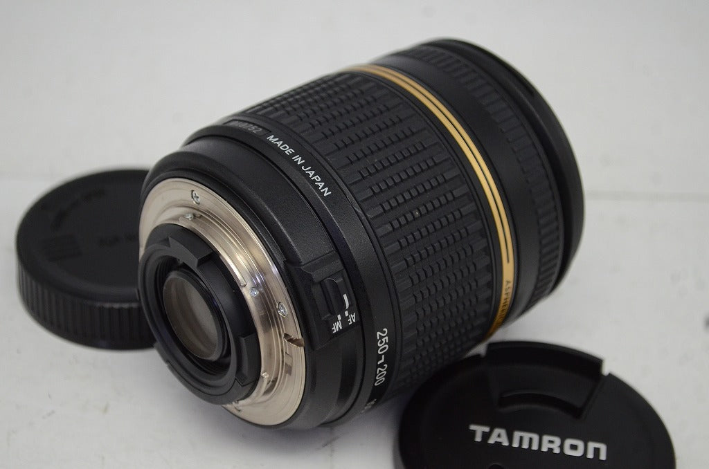 美品 TAMRON AF 18-250mm F3.5-6.3 Di II LD Aspherical IF MACRO A18 Nikon Fマウント ズームレンズ フード付 251016r
