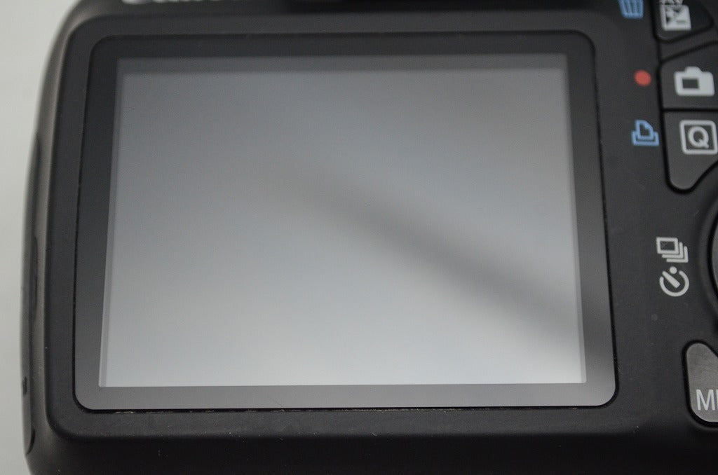 美品 Canon キヤノン EOS Kiss X50 + EF-S 18-55mm IS II レンズキット デジタル一眼レフカメラ 251016z