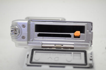 美品 Nikon ニコン COOLPIX S2 コンパクトデジタルカメラ シルバー 元箱付 251017m