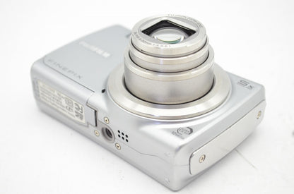FUJIFILM フジフィルム FinePix F100fd コンパクトデジタルカメラ シルバー 250603g