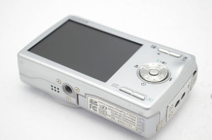 FUJIFILM フジフィルム FinePix F100fd コンパクトデジタルカメラ シルバー 250603g