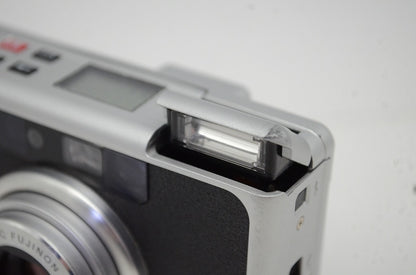 FUJIFILM フジフイルム NATURA NS シルバー 35mmコンパクトフィルムカメラ 251020o