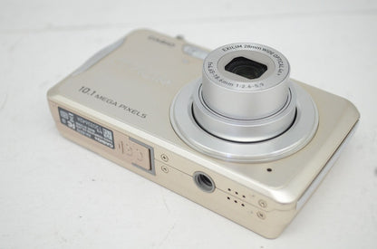 美品 CASIO カシオ EXILIM EX-Z270 ゴールド コンパクトデジタルカメラ 元箱付 251017l