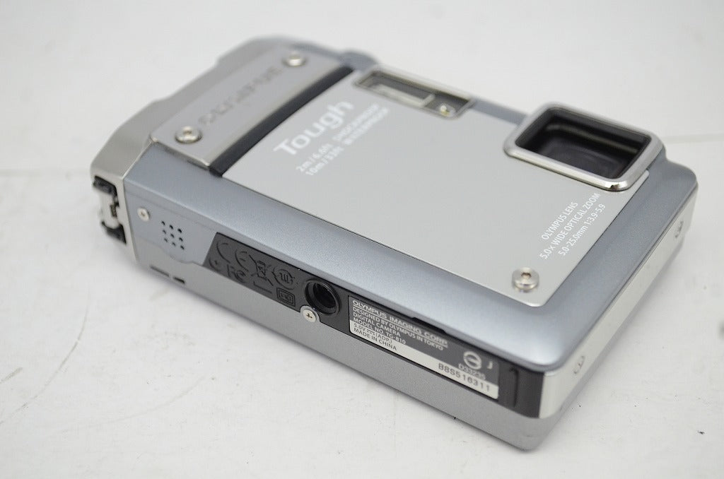 良品 OLYMPUS オリンパス TG-810 Tough コンパクトデジタルカメラ シルバー PT-051付 251020t