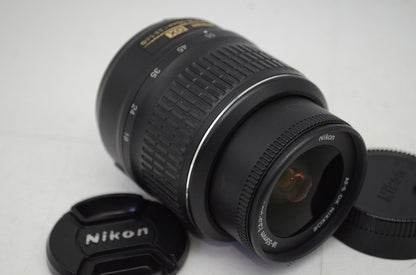 良品 Nikon ニコン AF-S DX NIKKOR 18-55mm F3.5-5.6G VR APS-C ズームレンズ 251020w