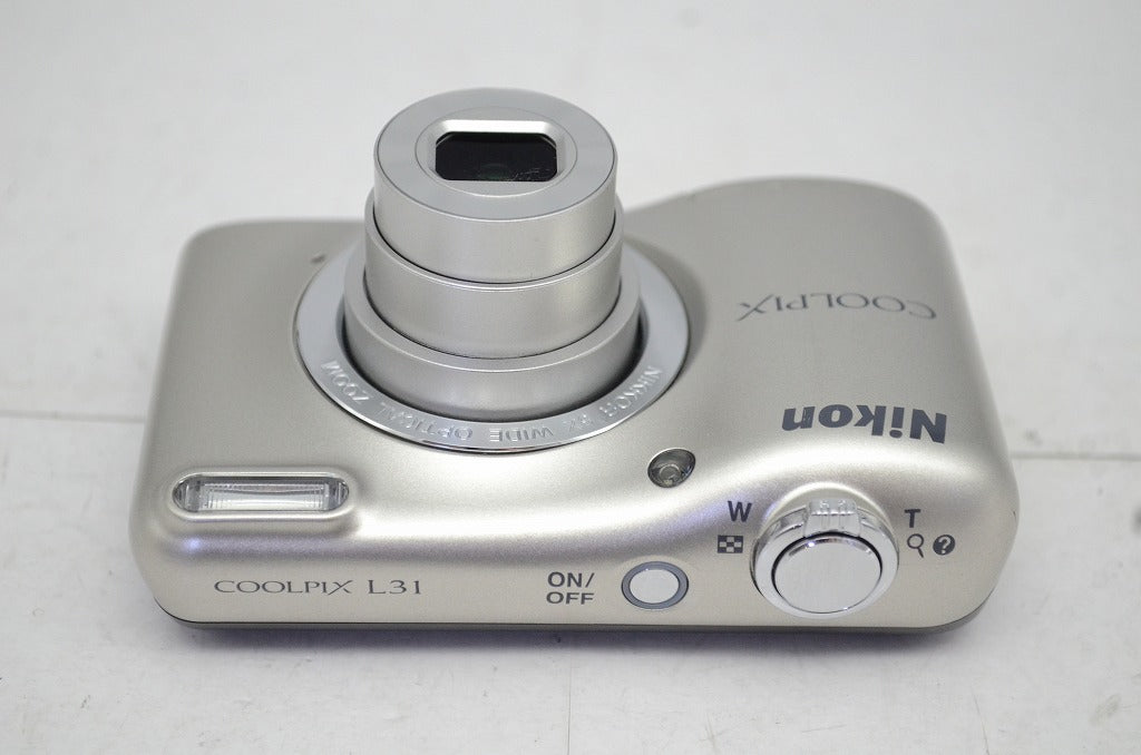 美品 Nikon ニコン COOLPIX L31 シルバー コンパクトデジタルカメラ 251021j