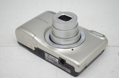 美品 Nikon ニコン COOLPIX L31 シルバー コンパクトデジタルカメラ 251021j