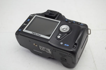 美品 PENTAX ペンタックス *ist DL2 + smc PENTAX DA 18-55mm F3.5-5.6 AL デジタル一眼レフカメラ 251023q