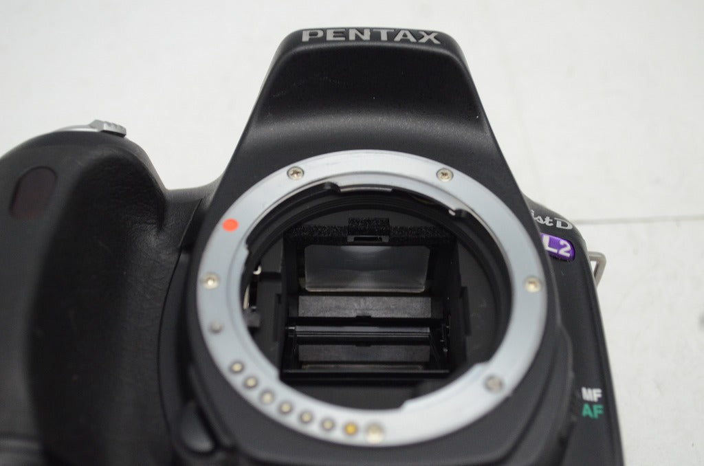 美品 PENTAX ペンタックス *ist DL2 + smc PENTAX DA 18-55mm F3.5-5.6 AL デジタル一眼レフカメラ 251023q