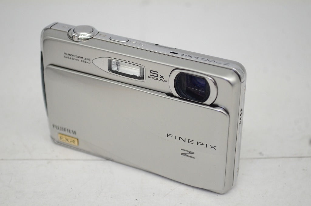 良品 FUJIFILM フジフィルム FinePix Z700EXR コンパクトデジタルカメラ シルバー 251021ab