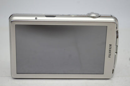 良品 FUJIFILM フジフィルム FinePix Z700EXR コンパクトデジタルカメラ シルバー 251021ab