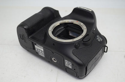 美品 Canon キヤノン EOS 7D ボディ デジタル一眼レフカメラ 251020z