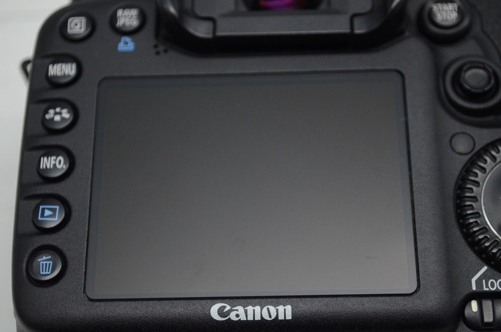美品 Canon キヤノン EOS 7D ボディ デジタル一眼レフカメラ 251020z