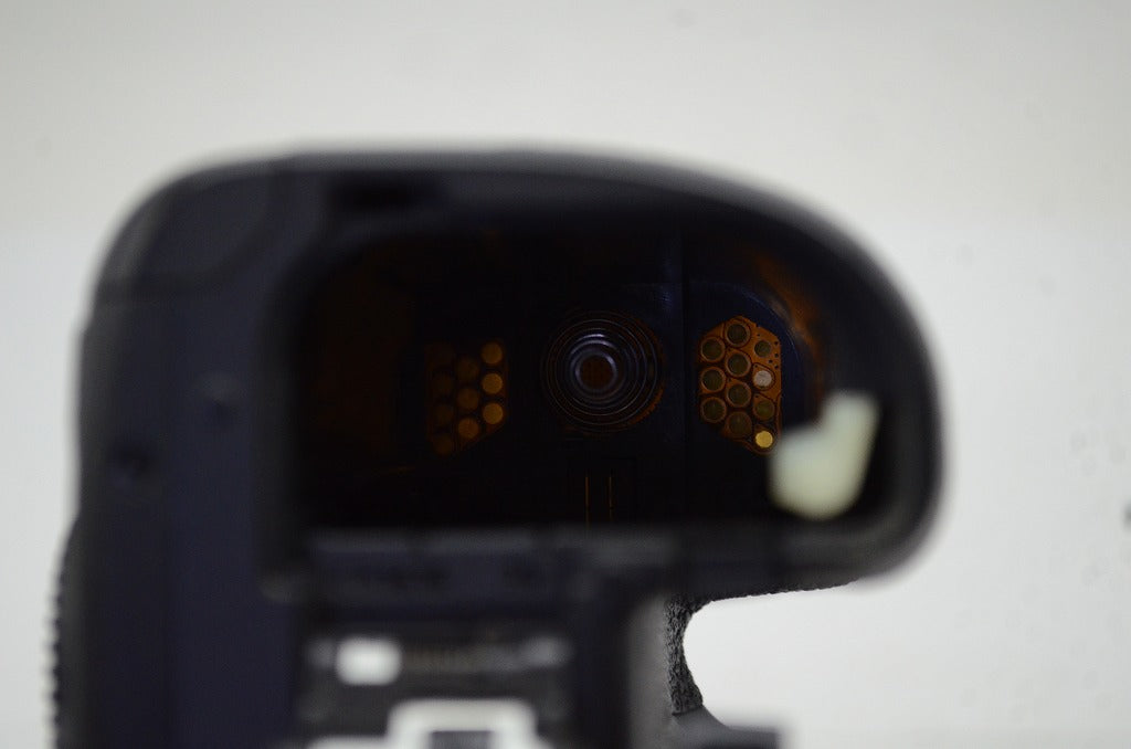 美品 Canon キヤノン EOS 7D ボディ デジタル一眼レフカメラ 251020z