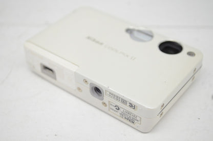 良品 Nikon ニコン COOLPIX S1 ホワイト コンパクトデジタルカメラ 251020b