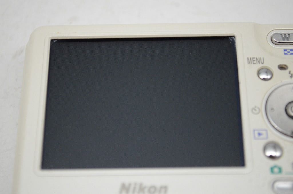 良品 Nikon ニコン COOLPIX S1 ホワイト コンパクトデジタルカメラ 251020b