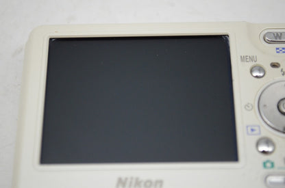 良品 Nikon ニコン COOLPIX S1 ホワイト コンパクトデジタルカメラ 251020b