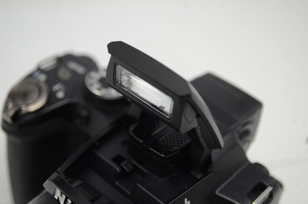 良品 Nikon ニコン COOLPIX P100 コンパクトデジタルカメラ ケース付 251023j