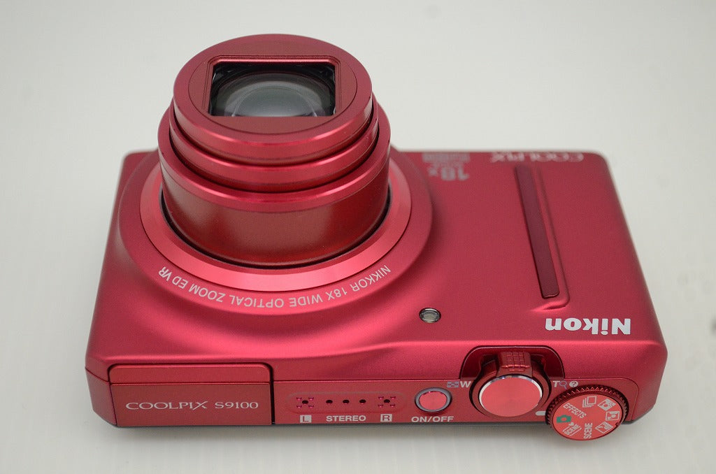 美品 Nikon ニコン COOLPIX S9100 コンパクトデジタルカメラ グロリアスレッド 元箱付 251023a