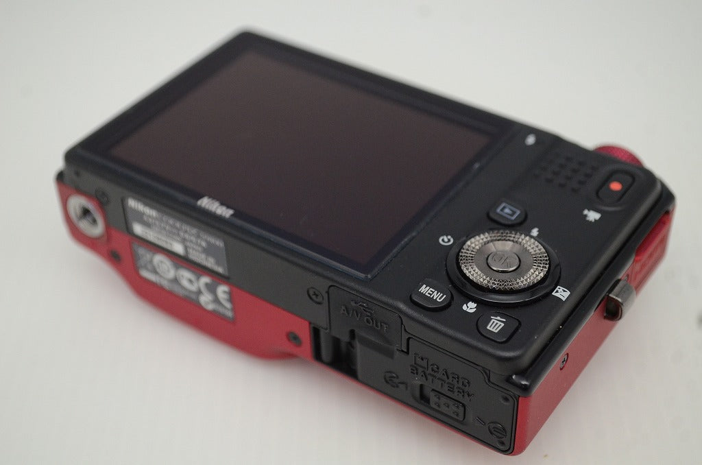 美品 Nikon ニコン COOLPIX S9100 コンパクトデジタルカメラ グロリアスレッド 元箱付 251023a