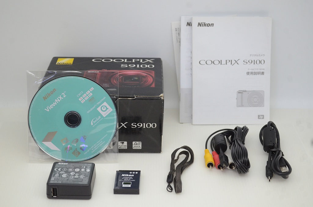 美品 Nikon ニコン COOLPIX S9100 コンパクトデジタルカメラ グロリアスレッド 元箱付 251023a