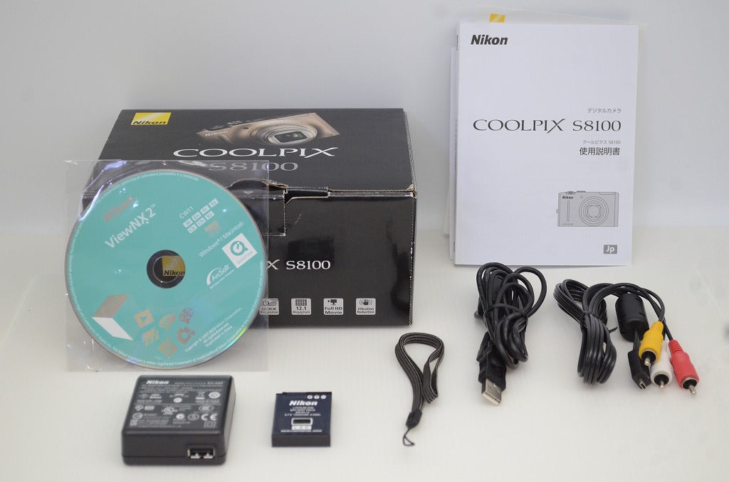 美品 Nikon ニコン COOLPIX S8100 コンパクトデジタルカメラ ゴールド 元箱付 251022j