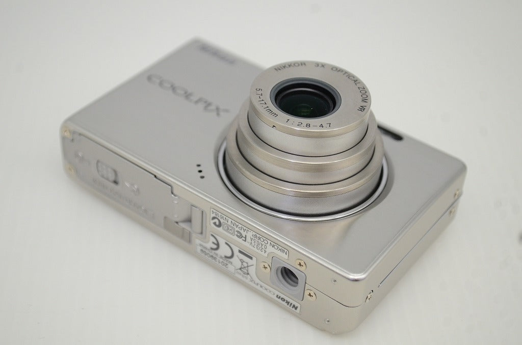 美品 Nikon ニコン COOLPIX S510 コンパクトデジタルカメラ シルバー 元箱付 251023k