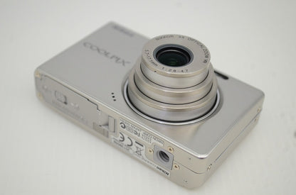 美品 Nikon ニコン COOLPIX S510 コンパクトデジタルカメラ シルバー 元箱付 251023k