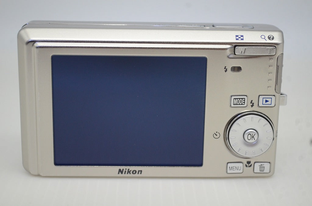 美品 Nikon ニコン COOLPIX S510 コンパクトデジタルカメラ シルバー 元箱付 251023k