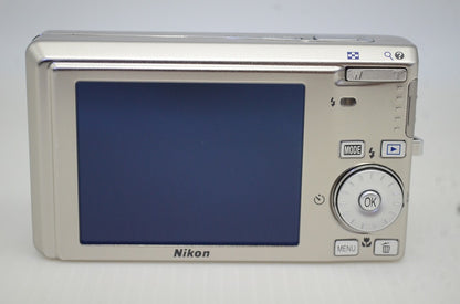 美品 Nikon ニコン COOLPIX S510 コンパクトデジタルカメラ シルバー 元箱付 251023k