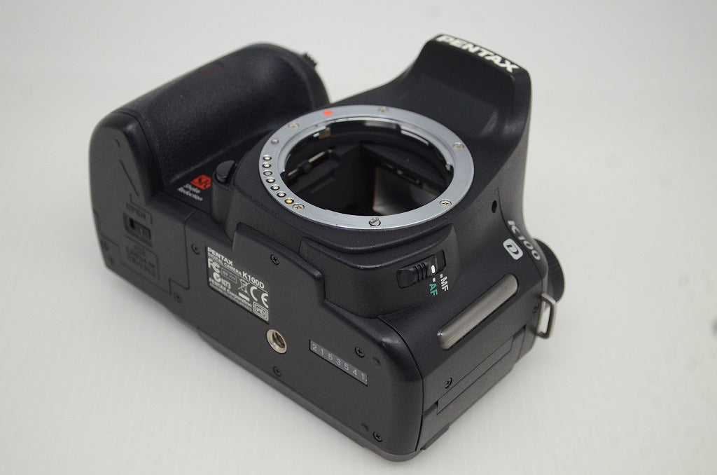 良品 PENTAX ペンタックス K100D + smc PENTAX DA 18-55mm F3.5-5.6 AL レンズキット デジタル一眼レフカメラ 251023r