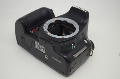 良品 PENTAX ペンタックス K100D + smc PENTAX DA 18-55mm F3.5-5.6 AL レンズキット デジタル一眼レフカメラ 251023r