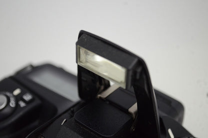 良品 PENTAX ペンタックス K100D + smc PENTAX DA 18-55mm F3.5-5.6 AL レンズキット デジタル一眼レフカメラ 251023r