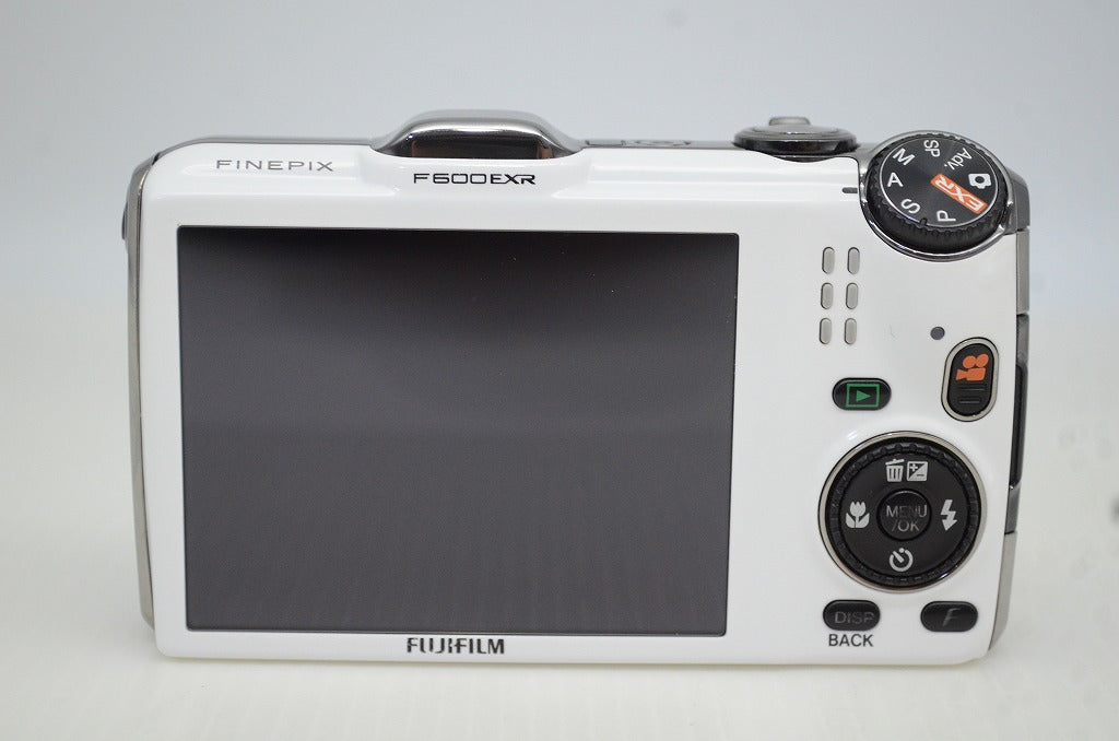 良品 FUJIFILM  フジフィルム FinePix F600EXR コンパクトデジタルカメラ ホワイト 元箱付 251027k
