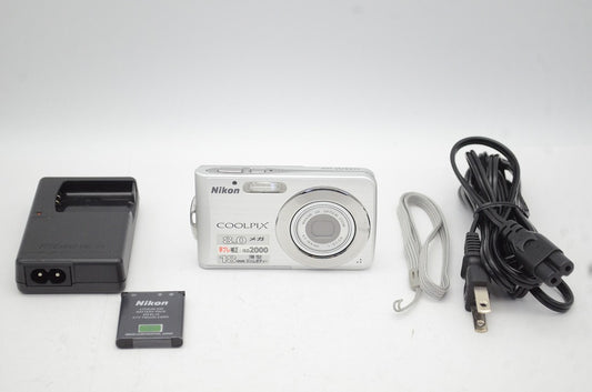 Nikon ニコン COOLPIX S210 コンパクトデジタルカメラ シルバー 250702n
